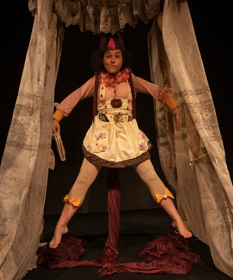 Neit nuestra protagonista en la obra Minerva, Oh Diosa
